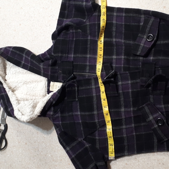 Jacket - Picture 8 of 8